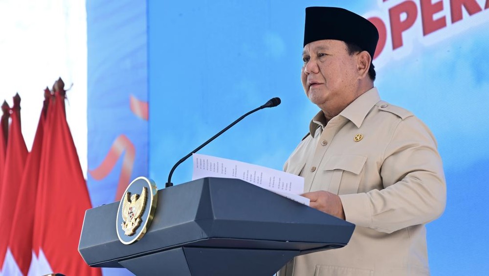 Prabowo Balas Ajakan "Kabur Aja Dulu": Indonesia Cerah, Bukan Gelap!