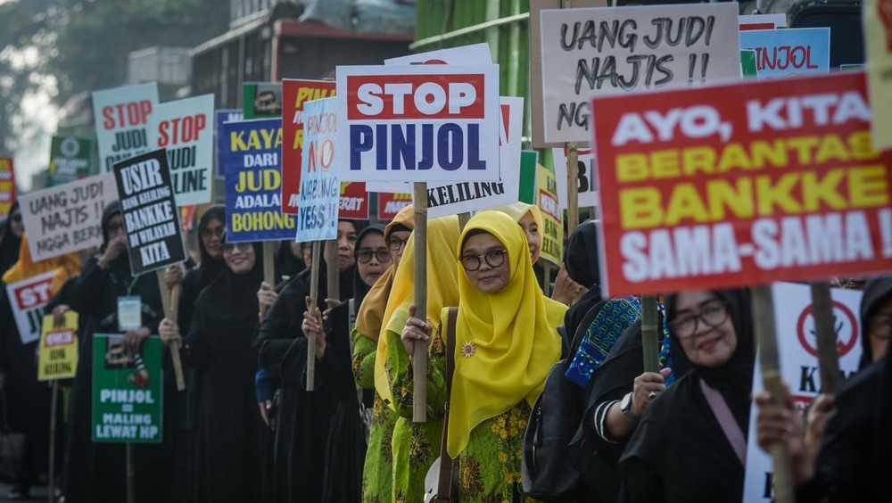 Waspada Ajakan Galbay Pinjol: Masyarakat Perlu Lebih Bijak dan Pahami Risiko