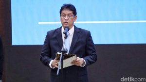 Menkeu Purbaya Minta Maaf Atas Pernyataan "Enteng" Soal Tuntutan 17+8