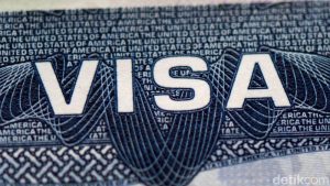 Biaya Visa AS Melonjak, Pekerja Asing Berbondong-bondong Kembali