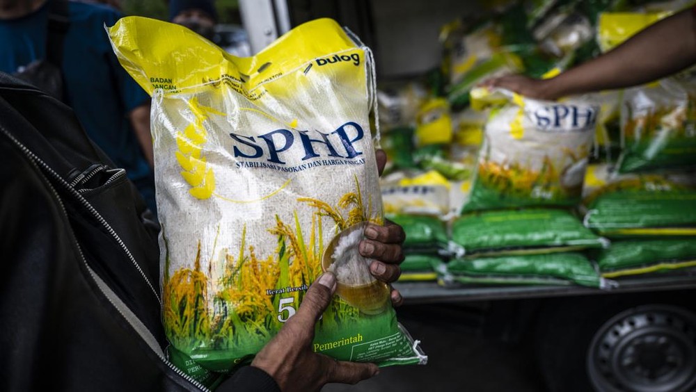 Beras SPHP Kini Tersedia di Ritel Modern, Harga Terjangkau Rp 62.500 per 5 Kg
