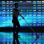 IHSG Pertahankan Tren Positif, Bergerak di Atas 8.300