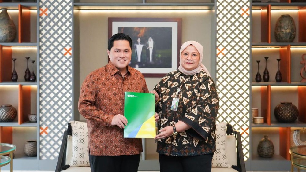 Erick Thohir Terima JHT, Menpora Dorong Perlindungan Atlet Lewat BPJS Ketenagakerjaan