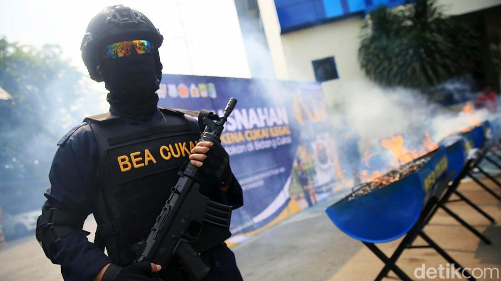 Penerimaan Bea dan Cukai Negara Alami Penurunan di Awal Tahun