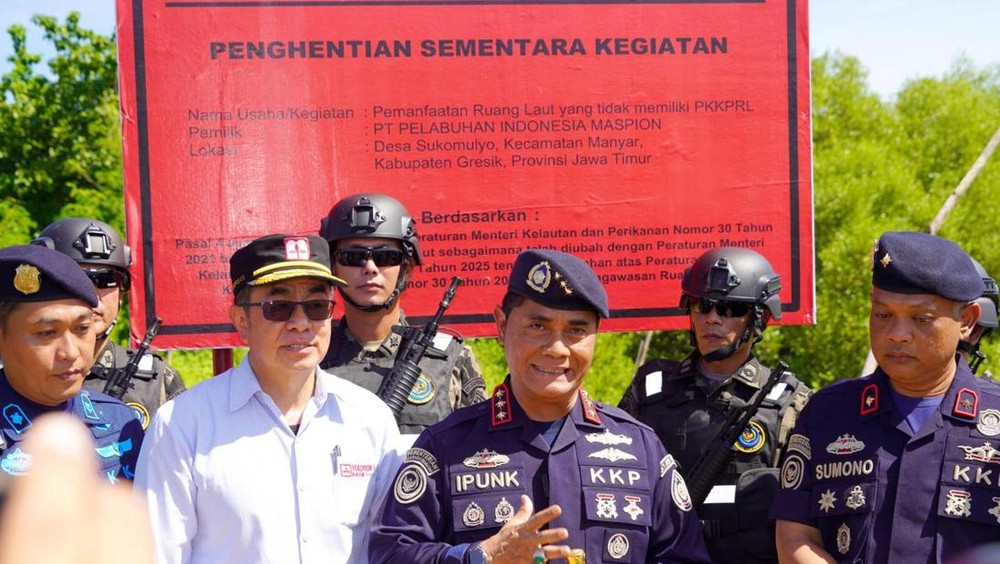 KKP Hentikan Sementara Pemanfaatan Ruang Laut Ilegal di Gresik