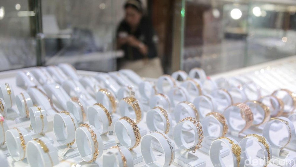 Harga Emas Terus Meroket, Sumbang Inflasi Hingga 8,42 Persen