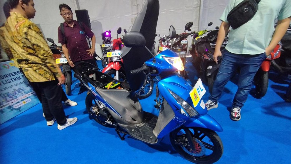 Transformasi Energi: 120 Juta Motor BBM Siap Beralih ke Listrik