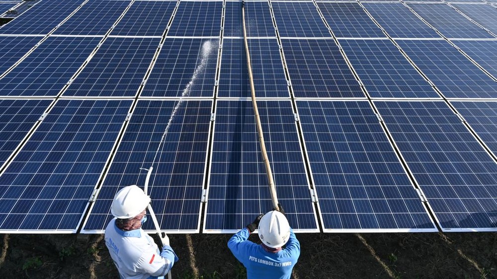 Indonesia Siap Genjot Pembangkit Listrik Tenaga Surya Skala Raksasa