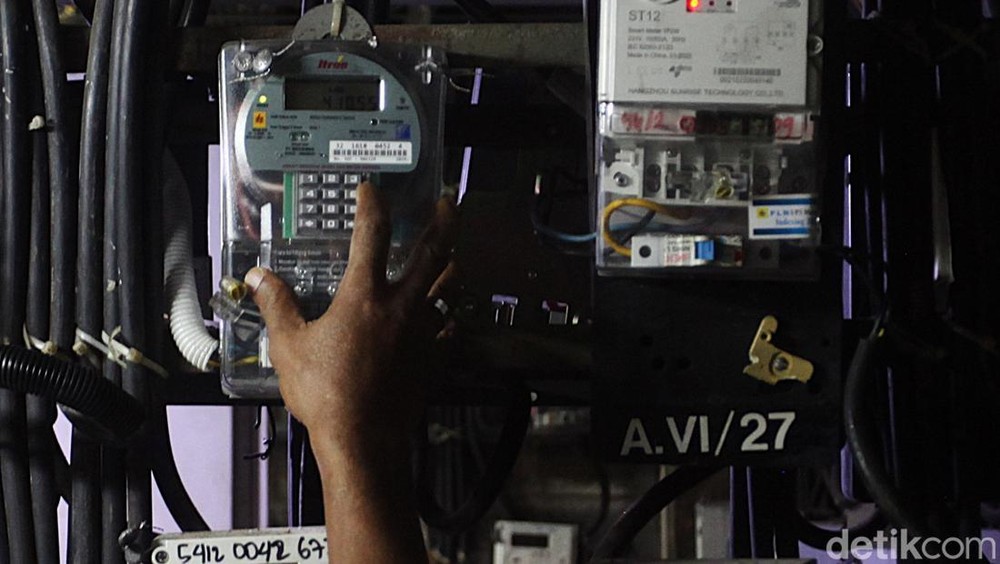 WFH Sehari Seminggu: Hemat di Kantor, Boncos di Rumah?