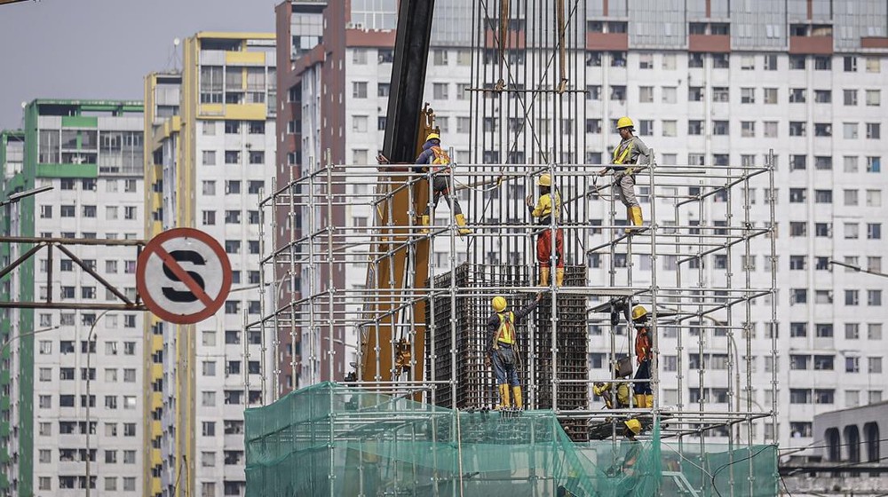 Harga Minyak Meroket, Kontraktor Konstruksi di Ujung Tanduk?